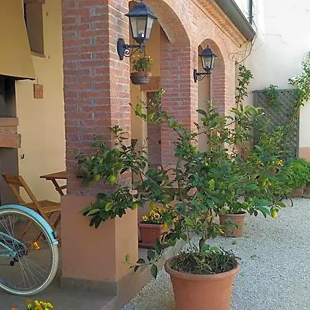 Casa Manuela فندق مبيت وإفطار 3*